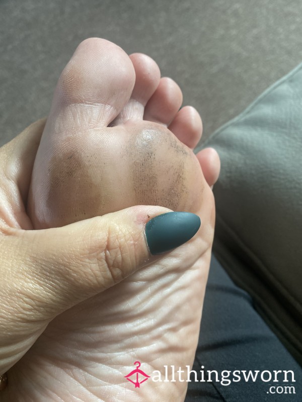 Dirty Sweaty Stinky Party Feet - When The Heels Cone Off 💋