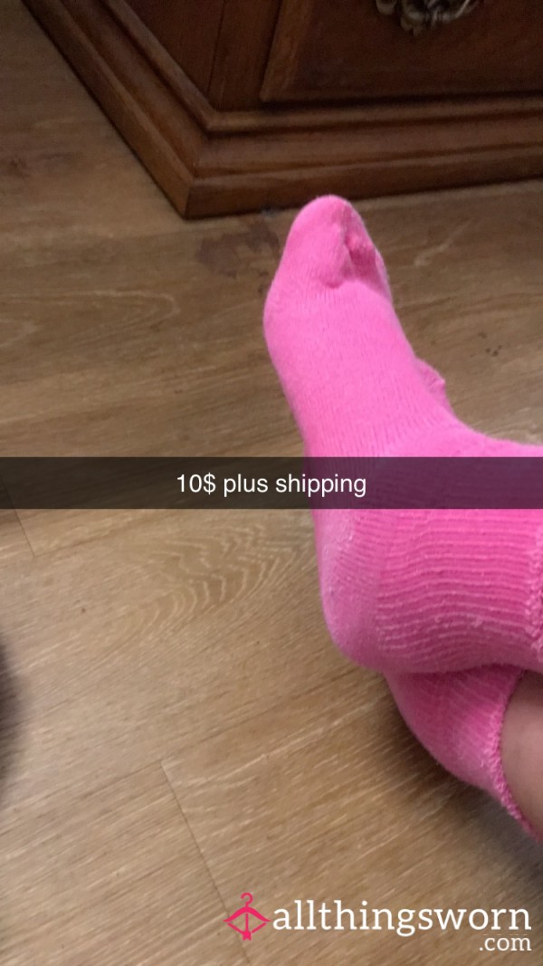 10$ Fuzzy Hosp*tal Socks