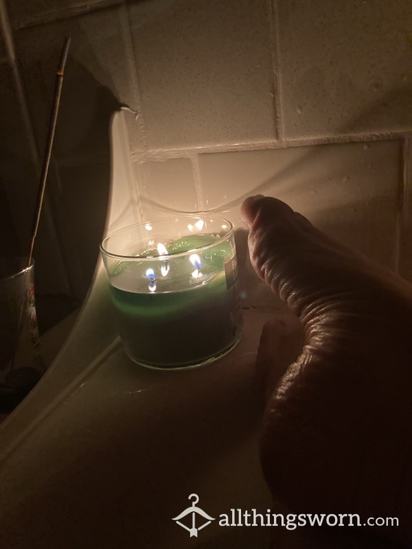 10 Pics Of My S**y Legs And Dirty P**ts In A Candle Lit Bath