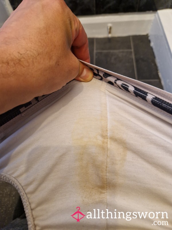 7 Day Worn Lonsdale Pants Mexican Stand Off Who Pays Wins CUM SPOTS VISIBLE( STRAY PUBES NOW IN THERE PISS STAINED AND MUSKY OUTER PISS STAIN AS INNER LOOKS LIKE SOME