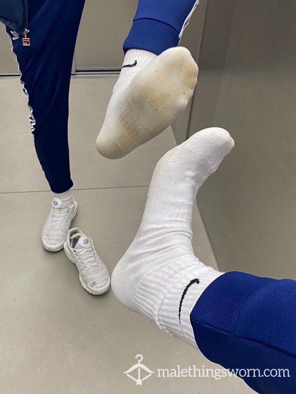 Sports Socks 🔖
