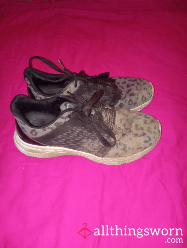 Avia Muddy Running Shoes ☔