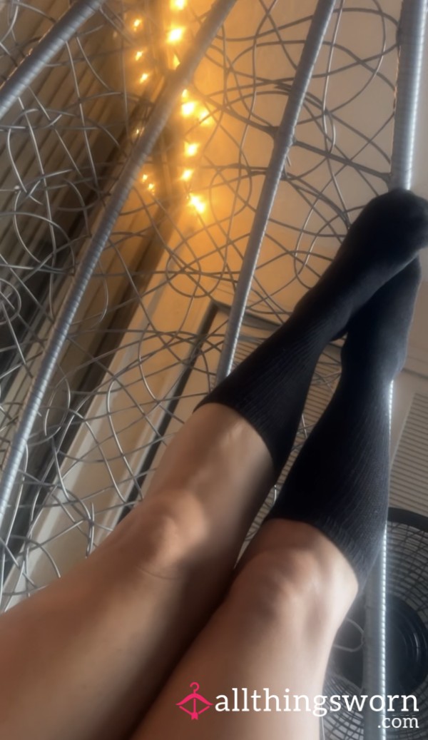 Black High Socks 🧦🖤👣