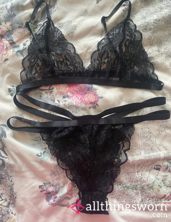 Black Lace Lingerie Set