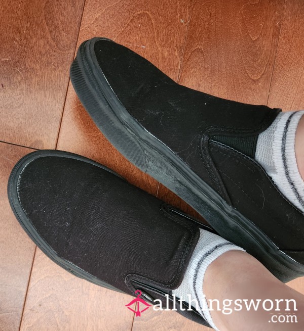 Black Slip-on Vans