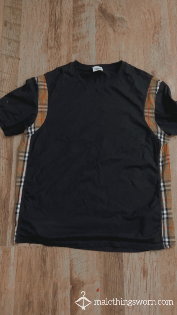 Burberry Well Worn Tshirt