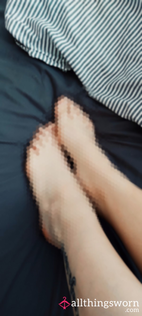 CENSORED Feet Pictures