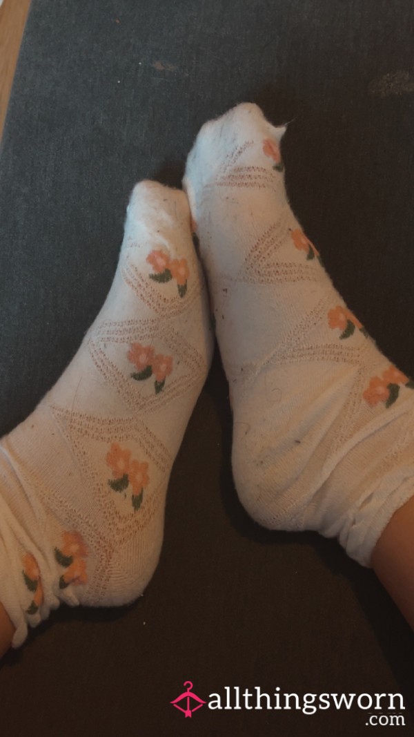 Coquette Socks Size 3