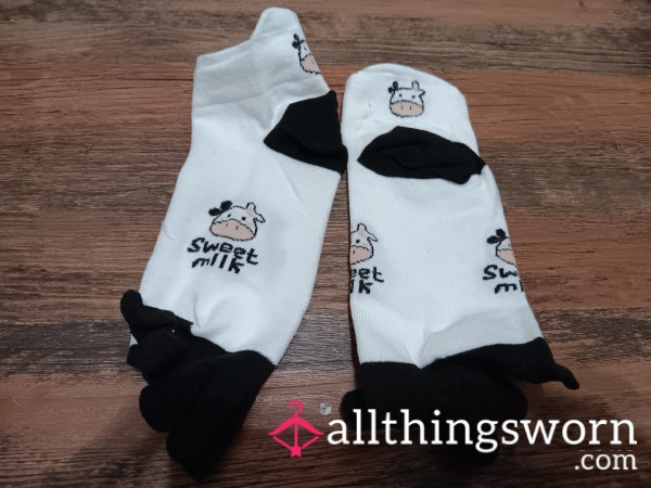 Cow Toe Socks