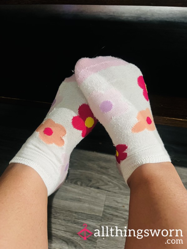 Dirty Flower Socks