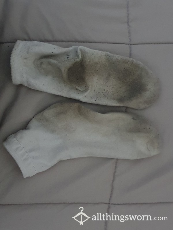 DIRTY SOCKS