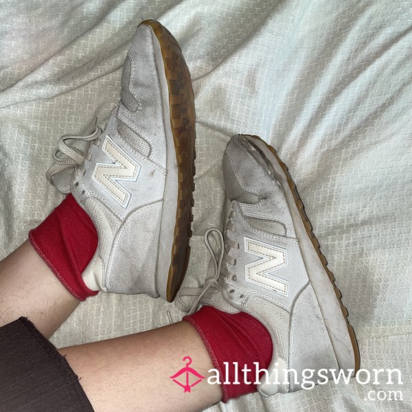 Dirty&Trashed Beige New Balance