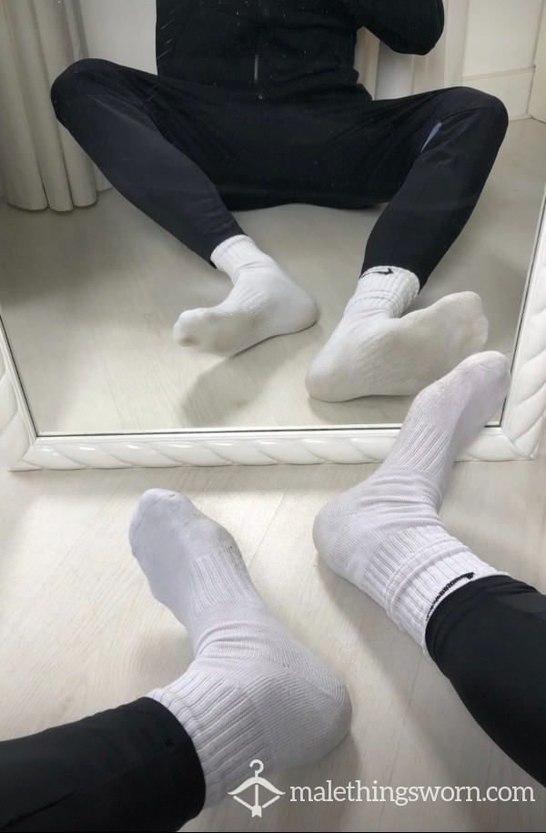 3 DAYS Gym Socks 🧦