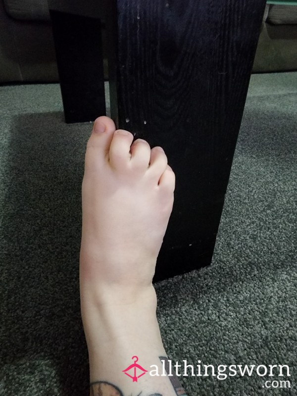 Flexing Toes