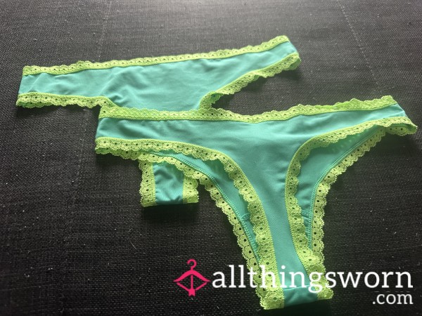 💚GREEN LACE THONG💚(READ DESCRIPTION!)