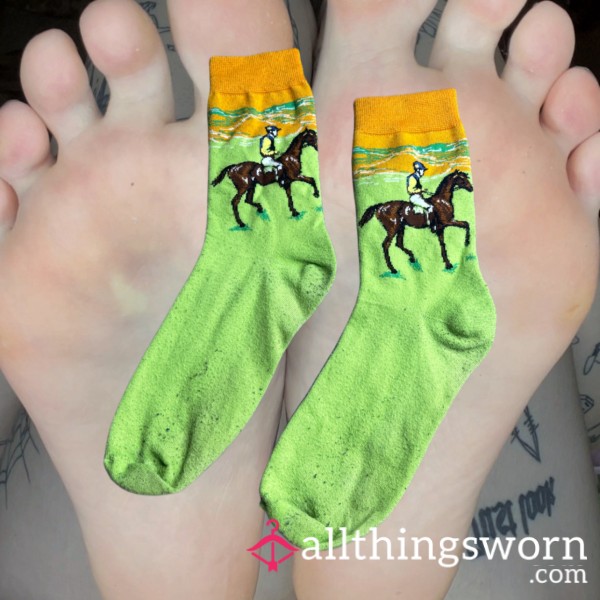 ꕤ GREEN & ORANGE HORSE CREW POLYESTER SOCKS ꕤ