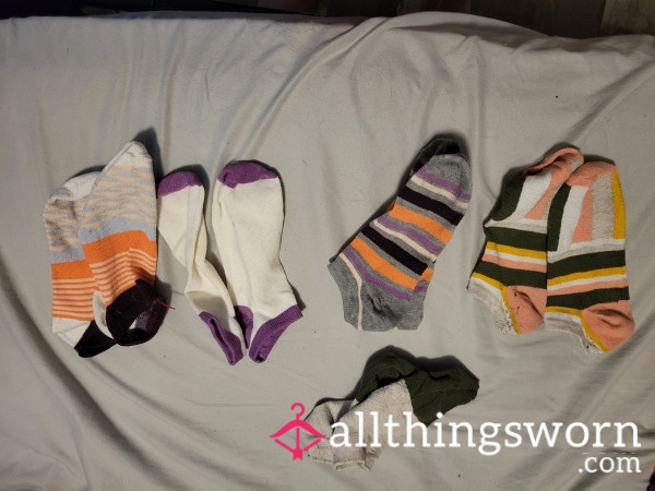 Help Me Get Rid Of These Old Socks Please 🙏