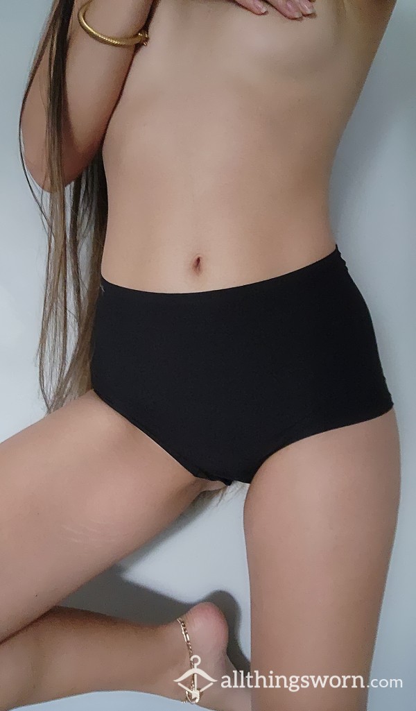 High-Waist Fullback Black Panty