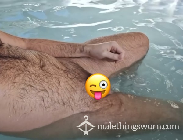 Hot Tub Wank And C*m