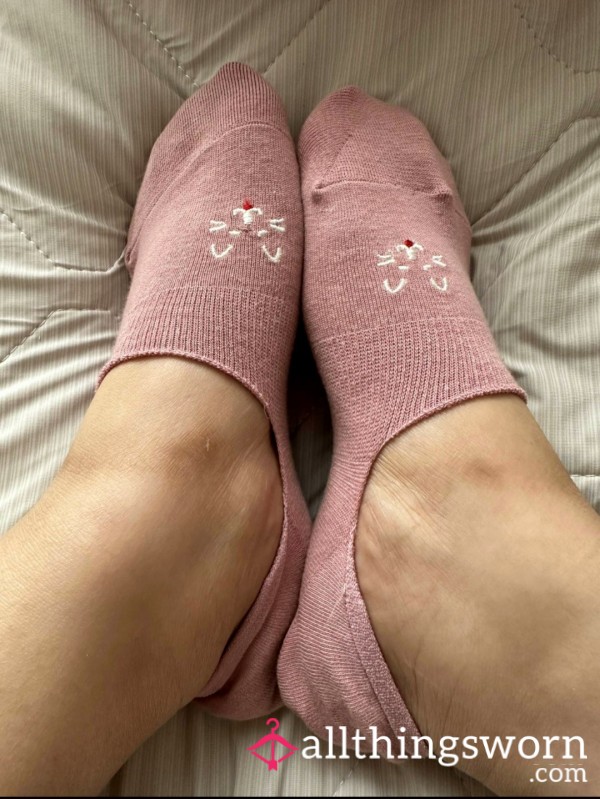 Japanese Goddess's Cute Cat Logo Socks