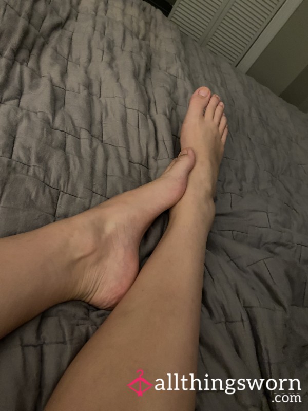 Juicy Feet Pictures