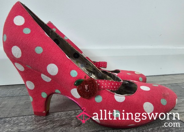 Ladies Extremely Well Worn And Stained Red Spotty Summer Heel Shoes For You Foot Fet**h Slaves, Lovely Amount Of Dirty Staining