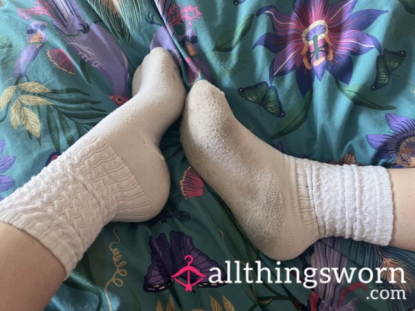 Lucky White Ruffled Socks