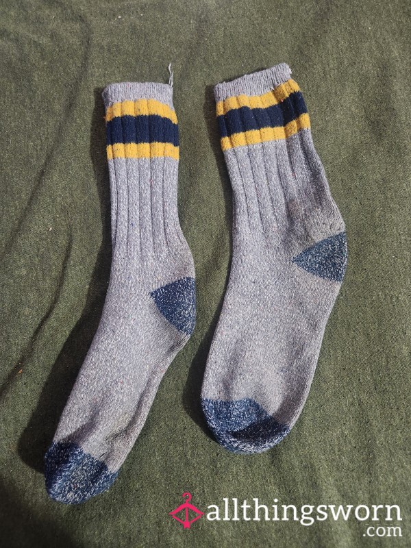 Mid-calf Grey Socks