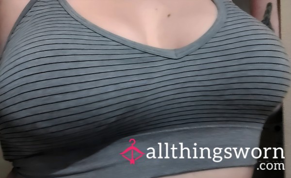 Muscle Mommy 38DD Sweaty Sports Bra