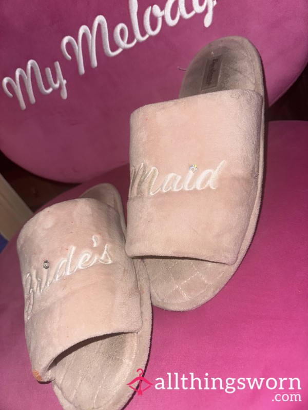 📣💖Pink “BridesMaid” Slippers🎀✨