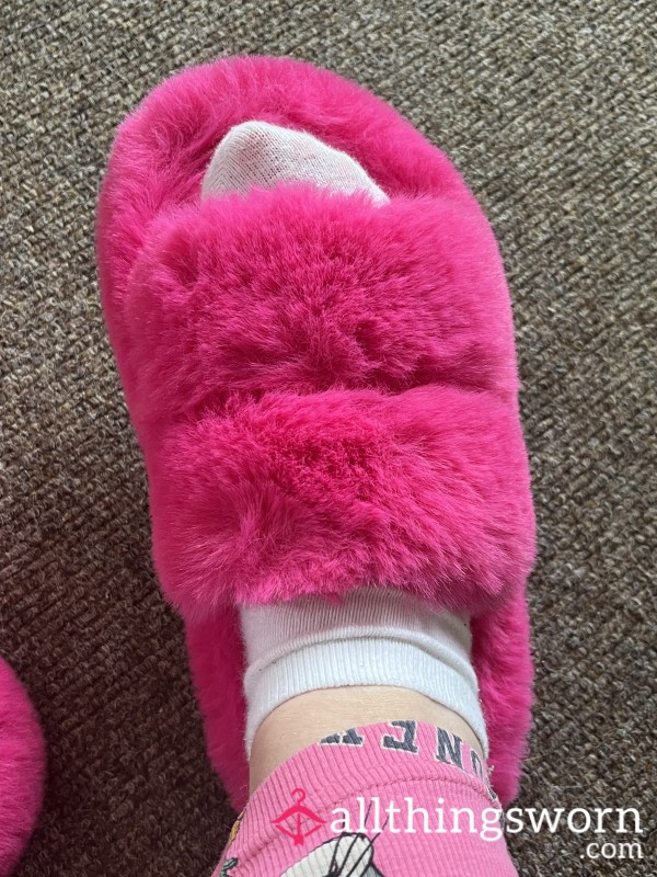 Pink Fluffy Slippers