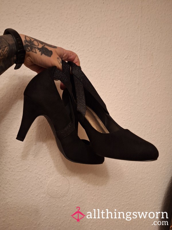 S**y Black Shoes • Soles • Worship