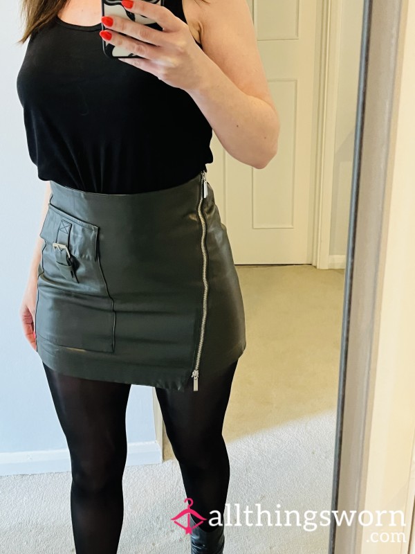 Short Leather Mini Skirt - Khaki