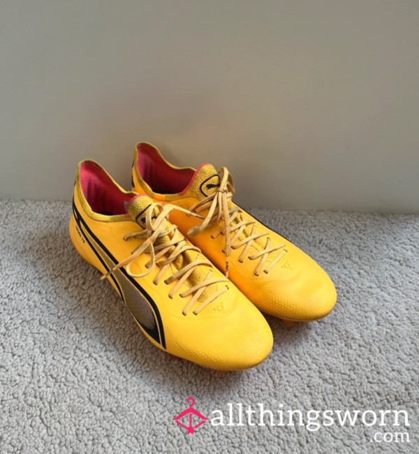 Size 5 Puma Rugby Boots