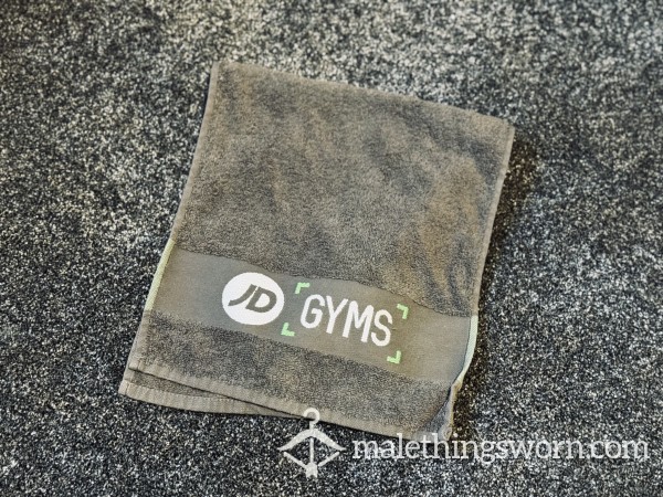 Small Used Gym Towel 🏋️‍♂️💦