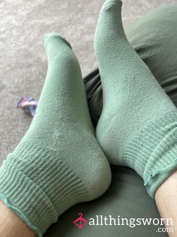 Smelly Green Frilly Socks