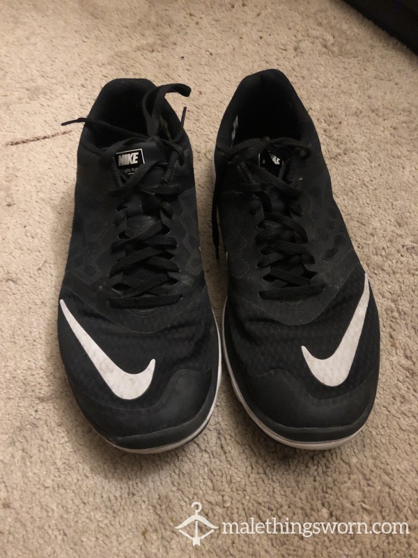 Buy Smelly Nike Running Shoes