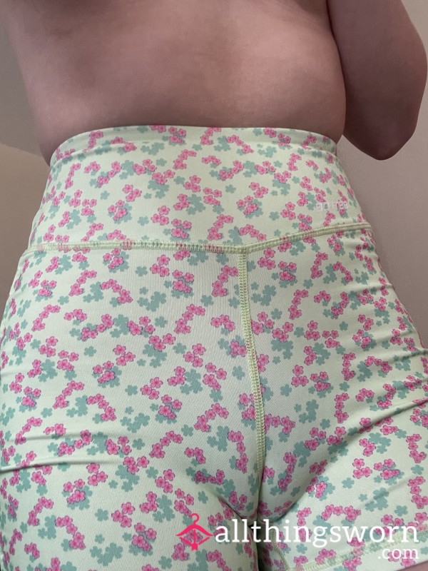 Smelly Workout Booty Shorts 💋