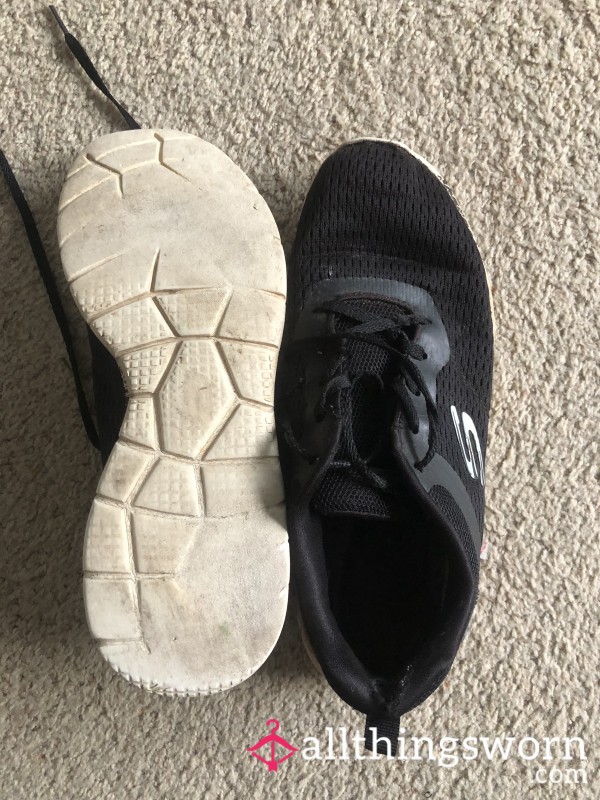 Sneakers VERY Worn 4+Yrs