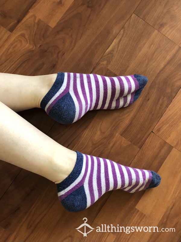 SOLD 💕 Striped Ankle Socks