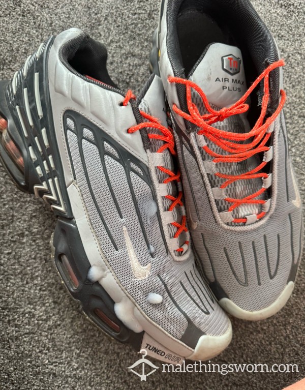 Sweaty Nike TNs - UK12