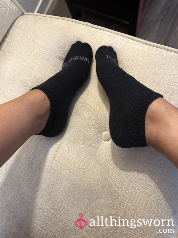 Think Black Sweaty Footsie Ankle Socks