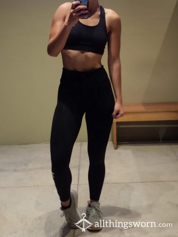 Top And Leggings Training Set (Leg Day)