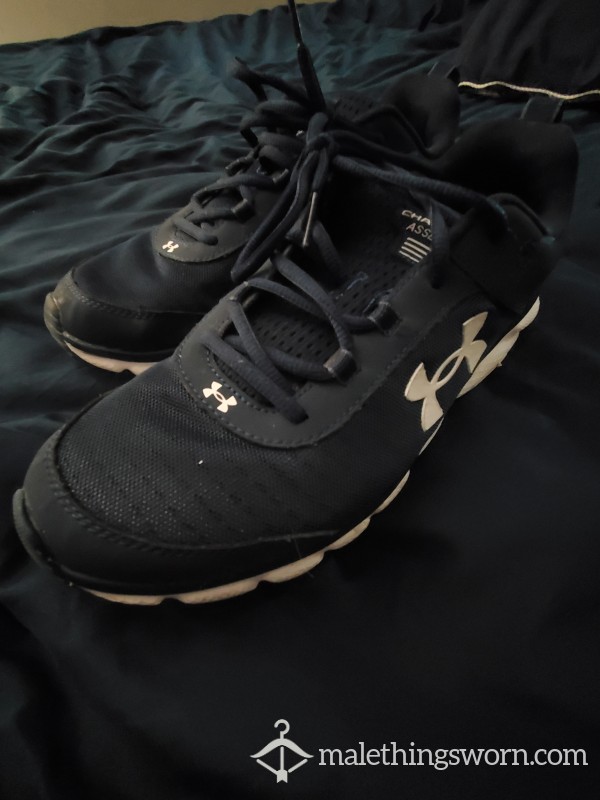 Under Armour Size 10