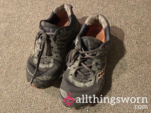 Very Well Used Sneakers, Women’s Size 8