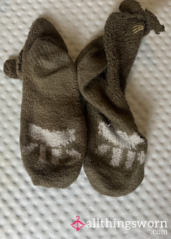 Very Worn Fluffy Socks 🧦