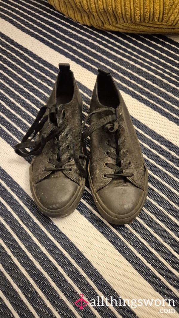 Well Worn Black Sneakers/Flats