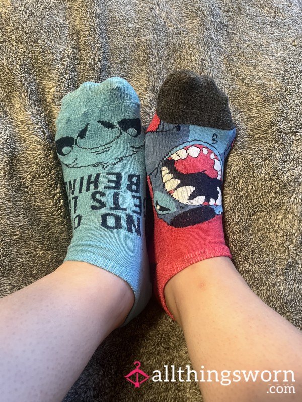 Well Worn Mismatched St*tch Socks - Free Shipping