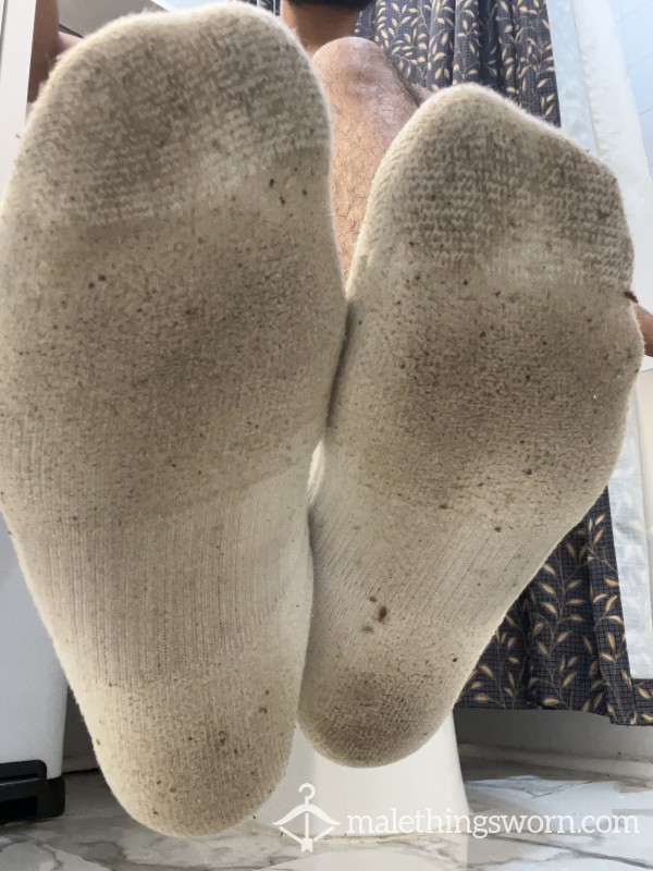 Well Worn Nike Socks (White)