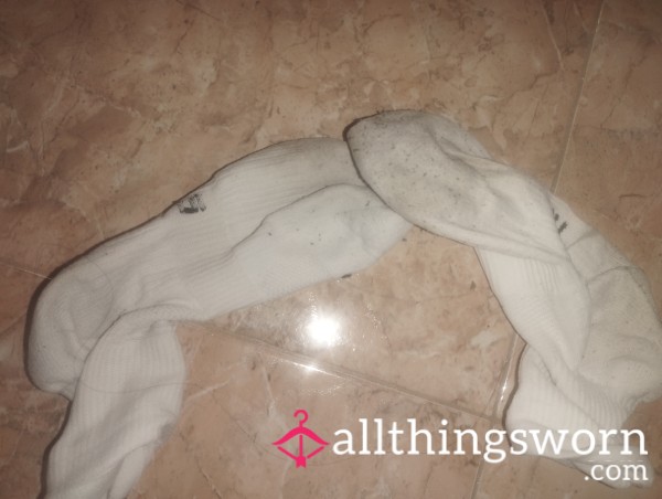 White Dirty Socks Turned Black Used During Workout Got Really Smelly